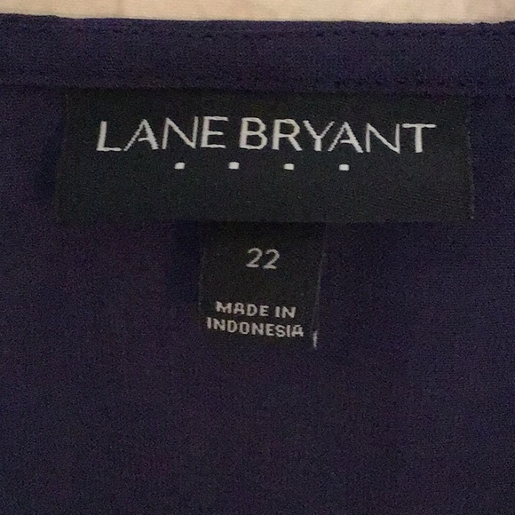 Lane Bryant top 🦋 - Picture 2 of 9